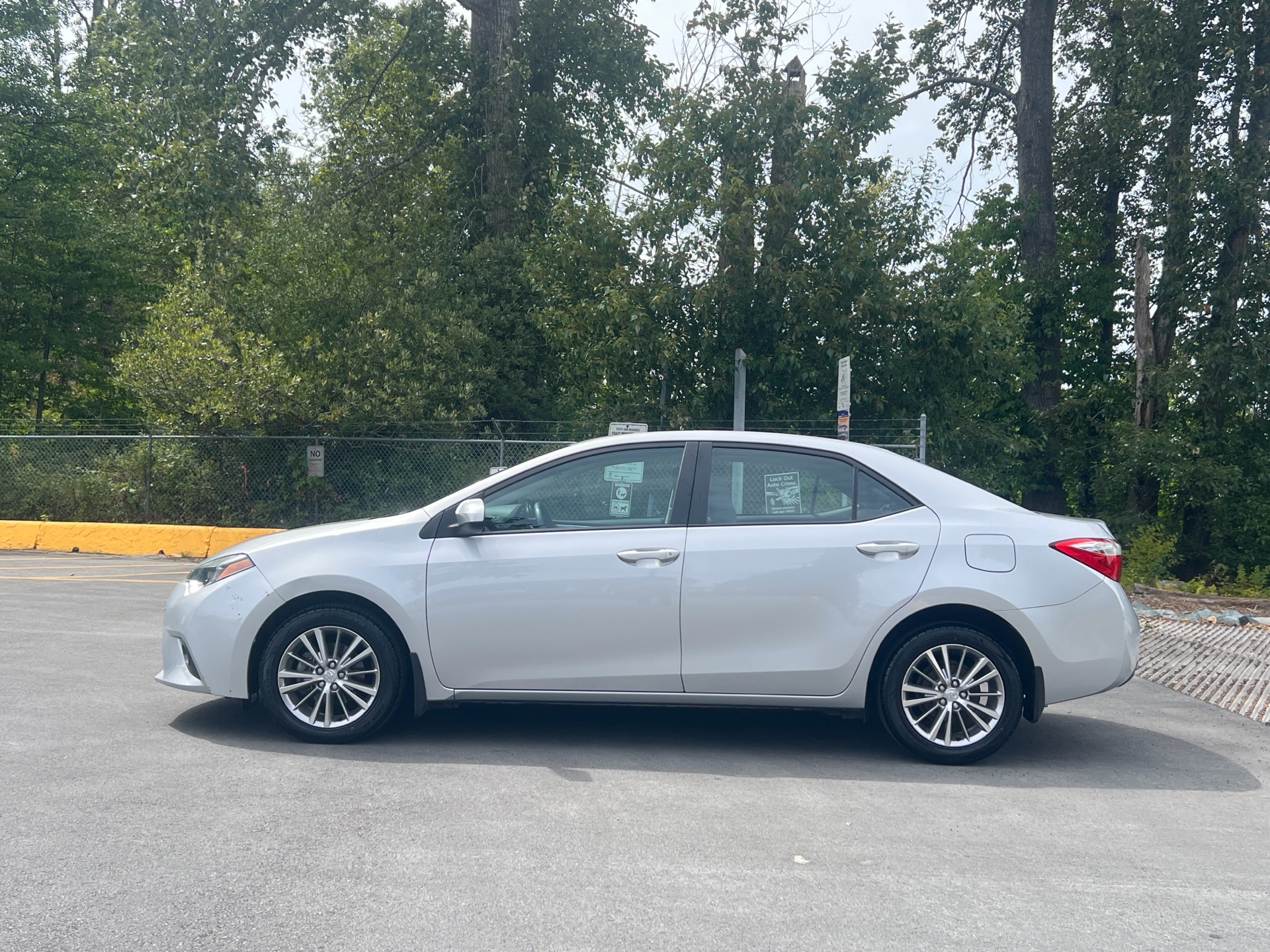 /1310782bcltd/2015-Toyota-Corolla-21618006818795976.jpg