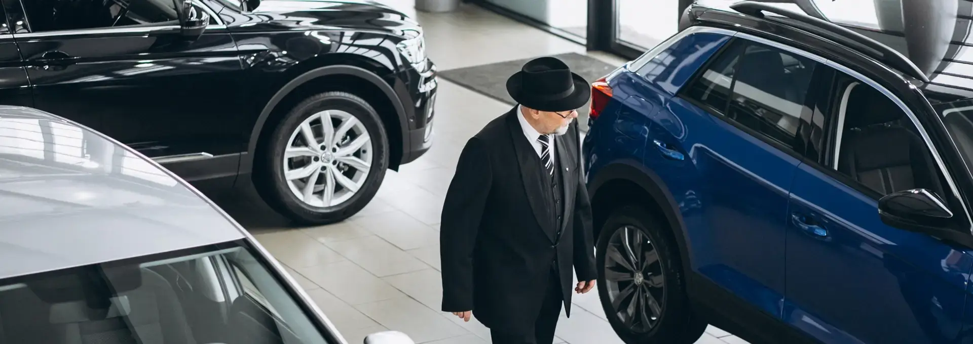 https://hillzcdn.ca/1477213ontariocorp/9300406783385093-cityAutoMotive-financeDepartment.webp