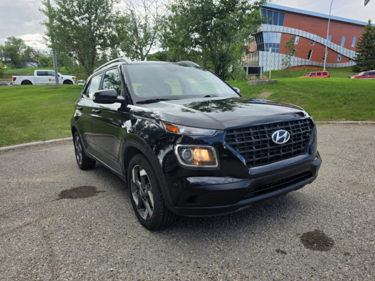 2021 Hyundai Venue Trend IVT β photo 1