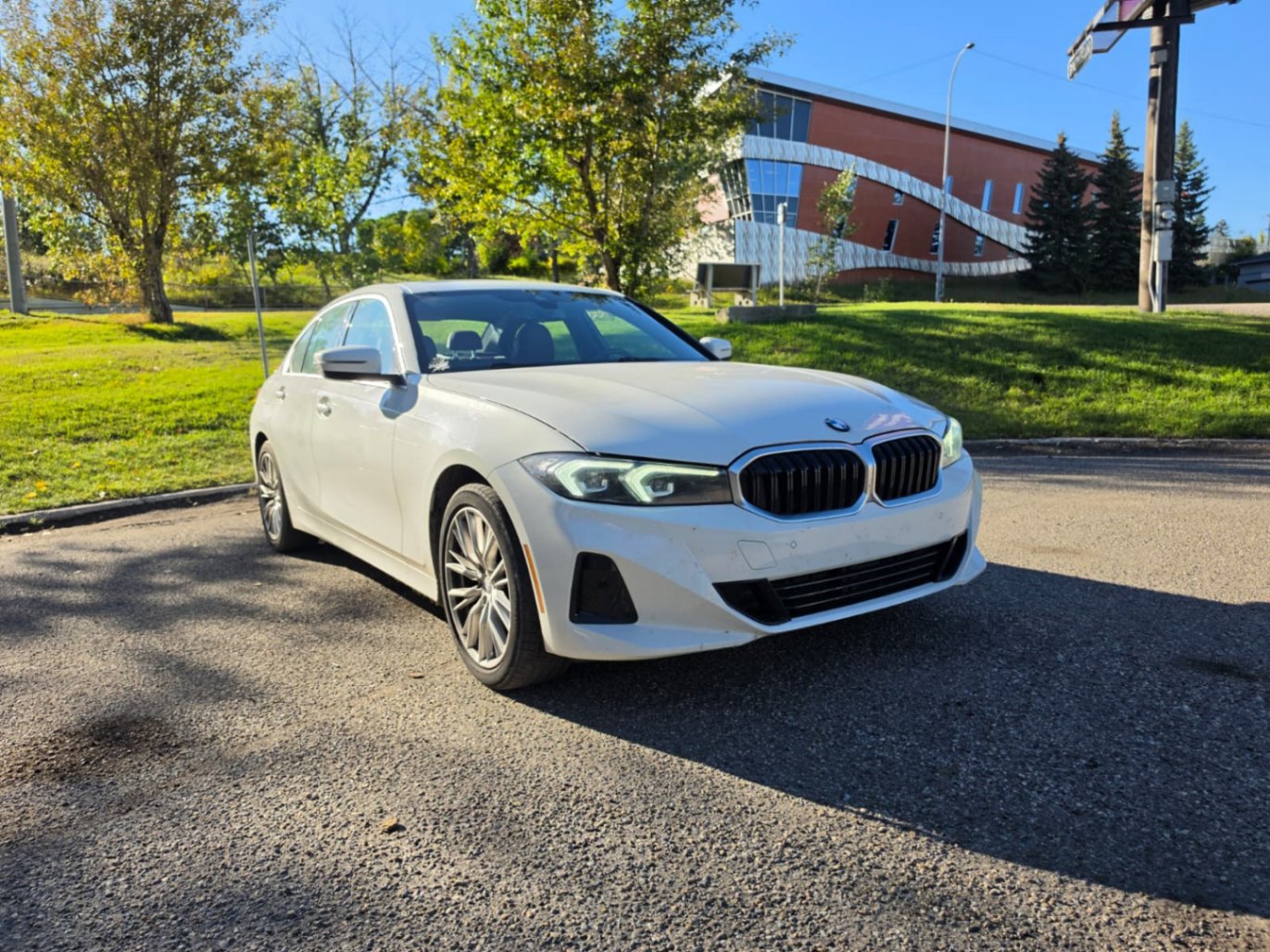 2024 BMW 3-Series 330i xDrive Sedan β photo 1