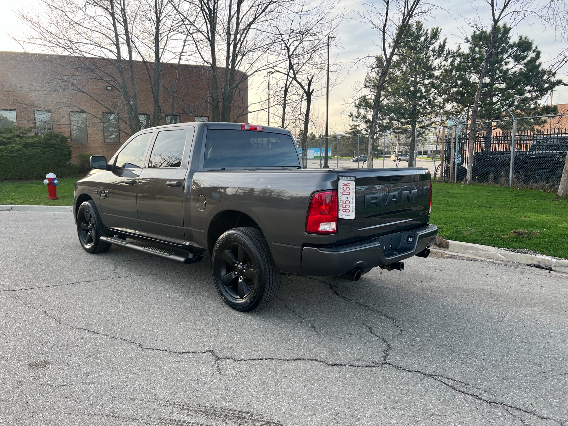 /88carsautosaleinc/2022-Ram-1500Classic-5384990239334113.jpg
