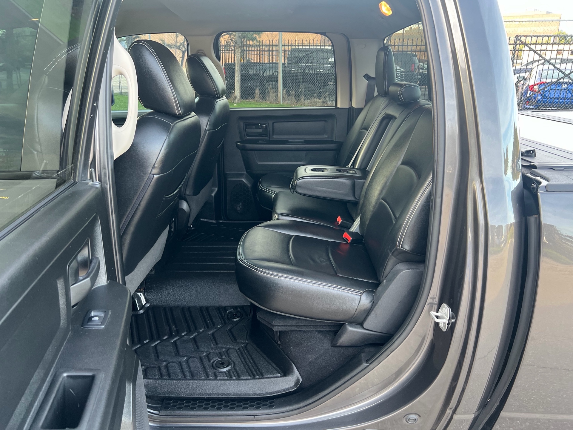 /88carsautosaleinc/2022-Ram-1500Classic-9540496597812729.jpg