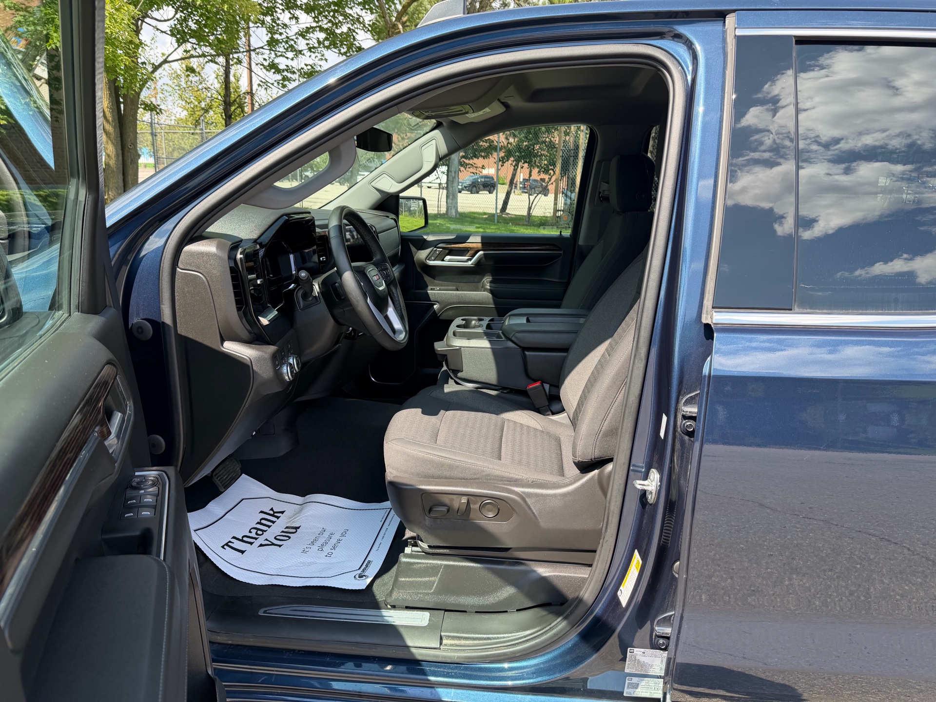 /88carsautosaleinc/2023-GMC-Sierra1500-8382932252323887.jpg