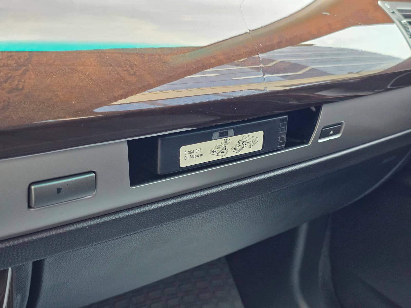 /akmautomotiveltd/2006-BMW-7-Series-16821685966356892.jpg