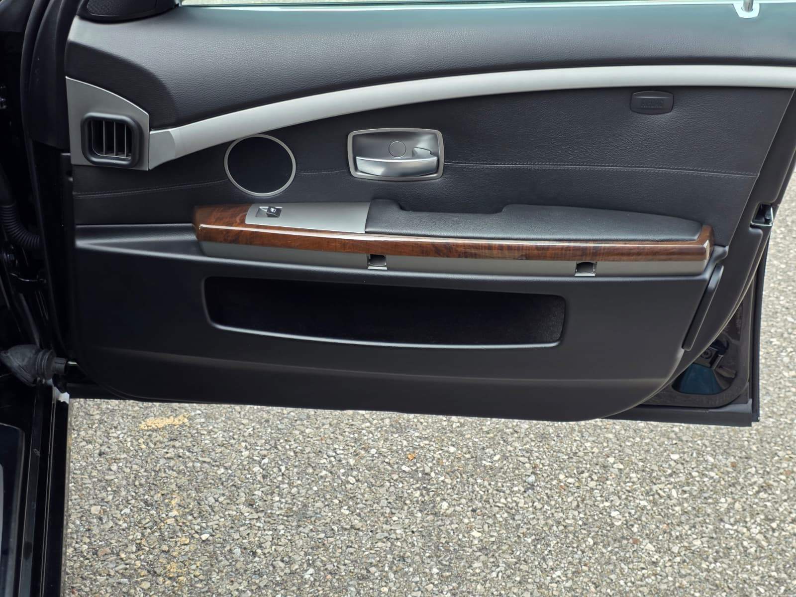 /akmautomotiveltd/2006-BMW-7-Series-8184083226277987.jpg