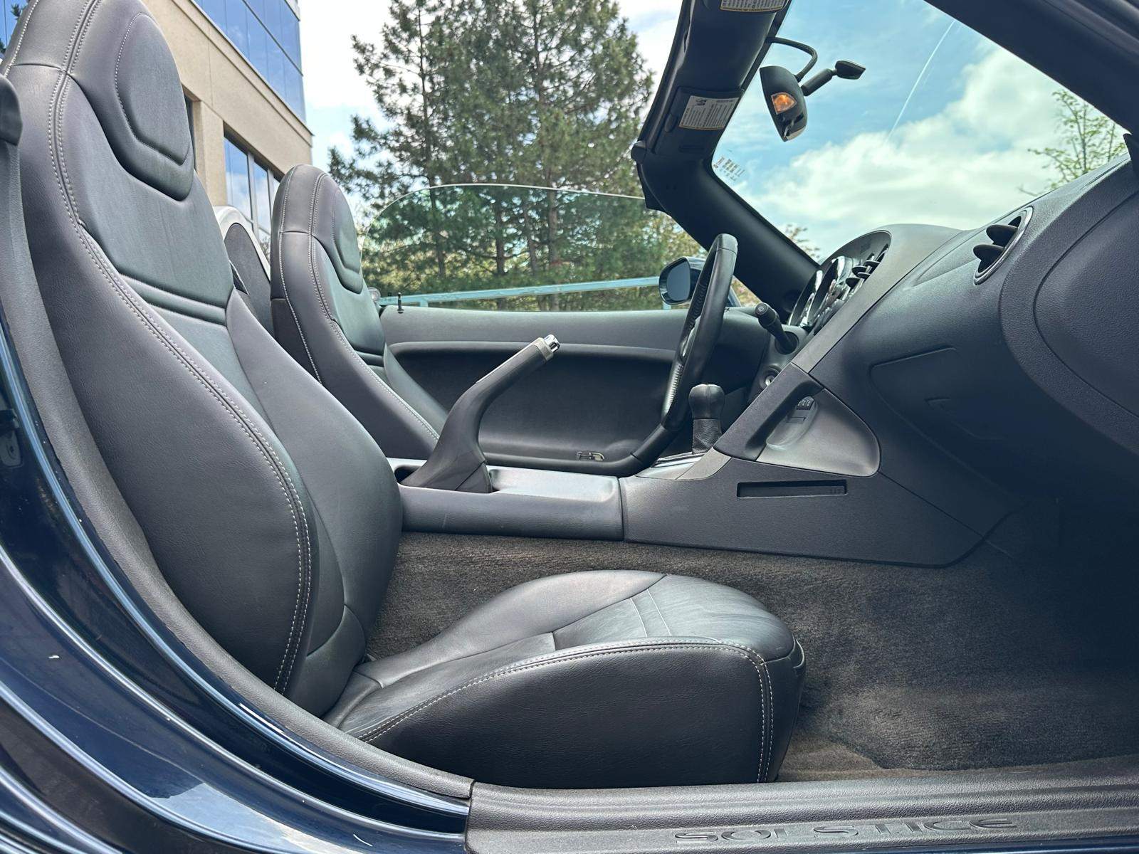 /akmautomotiveltd/2007-Pontiac-Solstice-46864577823154074.jpg