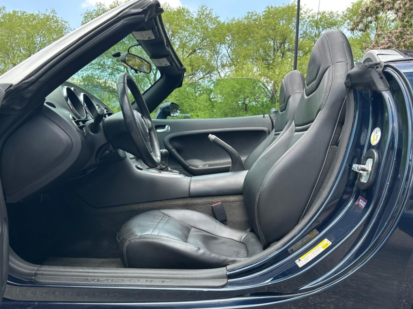 /akmautomotiveltd/2007-Pontiac-Solstice-9371258738387878.jpg