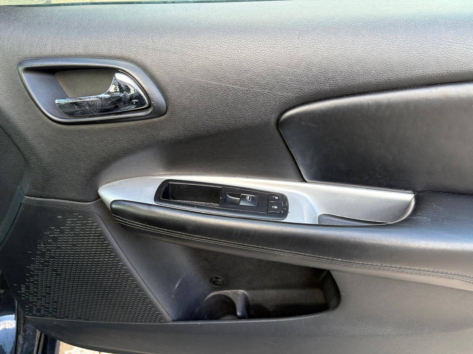 /akmautomotiveltd/2012-Dodge-Journey-3843714398358129.jpg