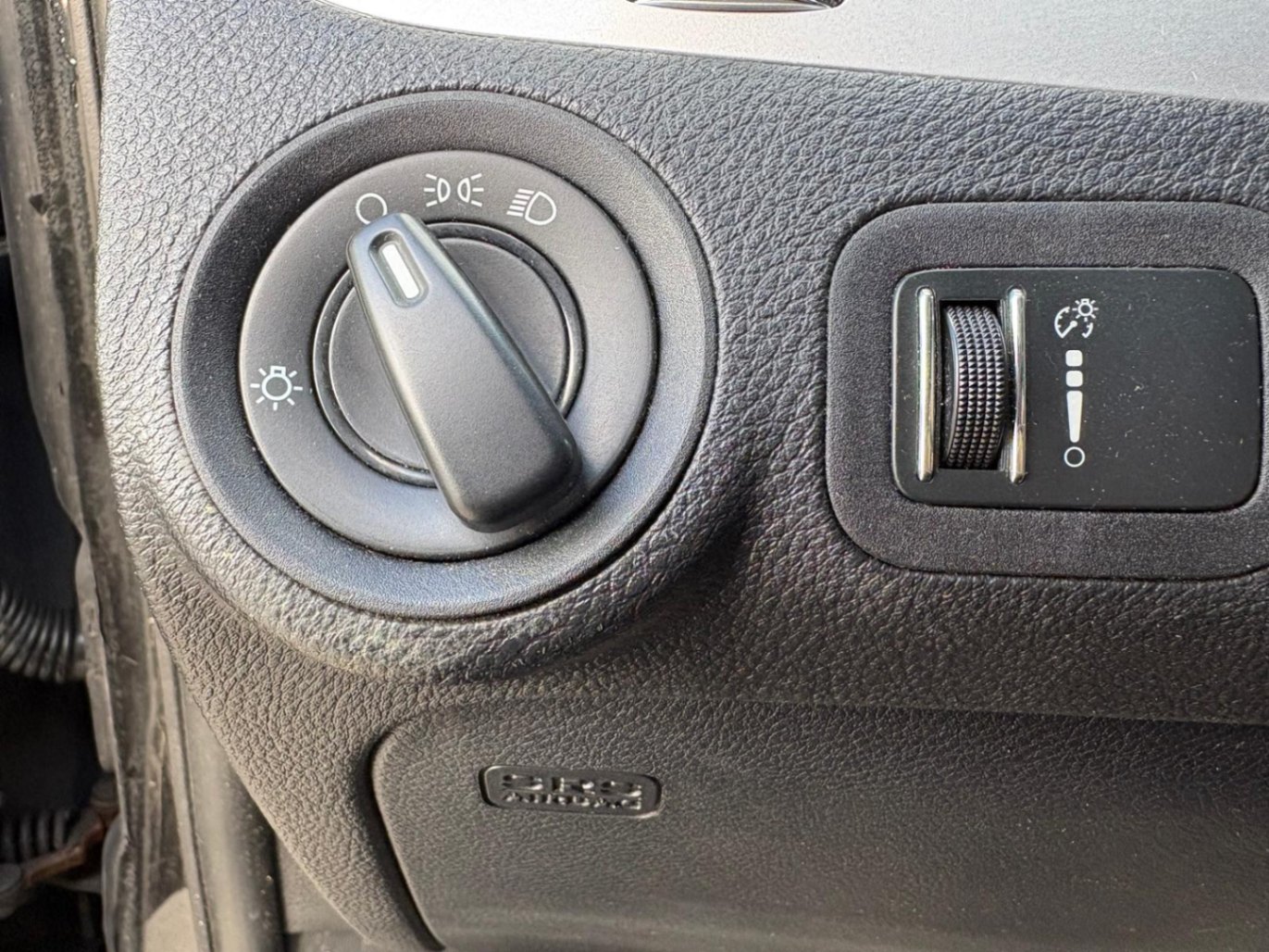 /akmautomotiveltd/2012-Dodge-Journey-4805386961008564.jpg