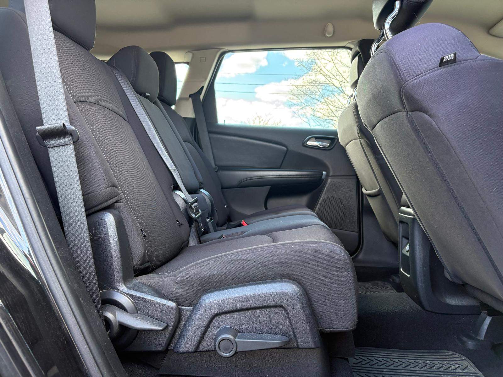 /akmautomotiveltd/2012-Dodge-Journey-8472385399686542.jpg
