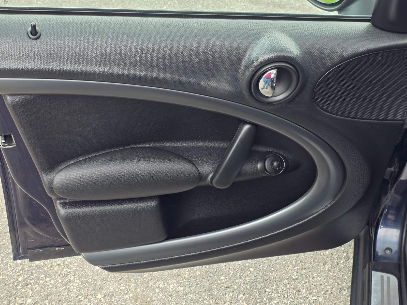 /akmautomotiveltd/2012-MINI-CooperCountryman-40980688017975164.jpg