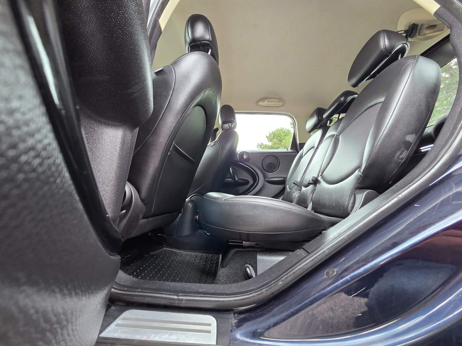 /akmautomotiveltd/2012-MINI-CooperCountryman-854301582952228.jpg