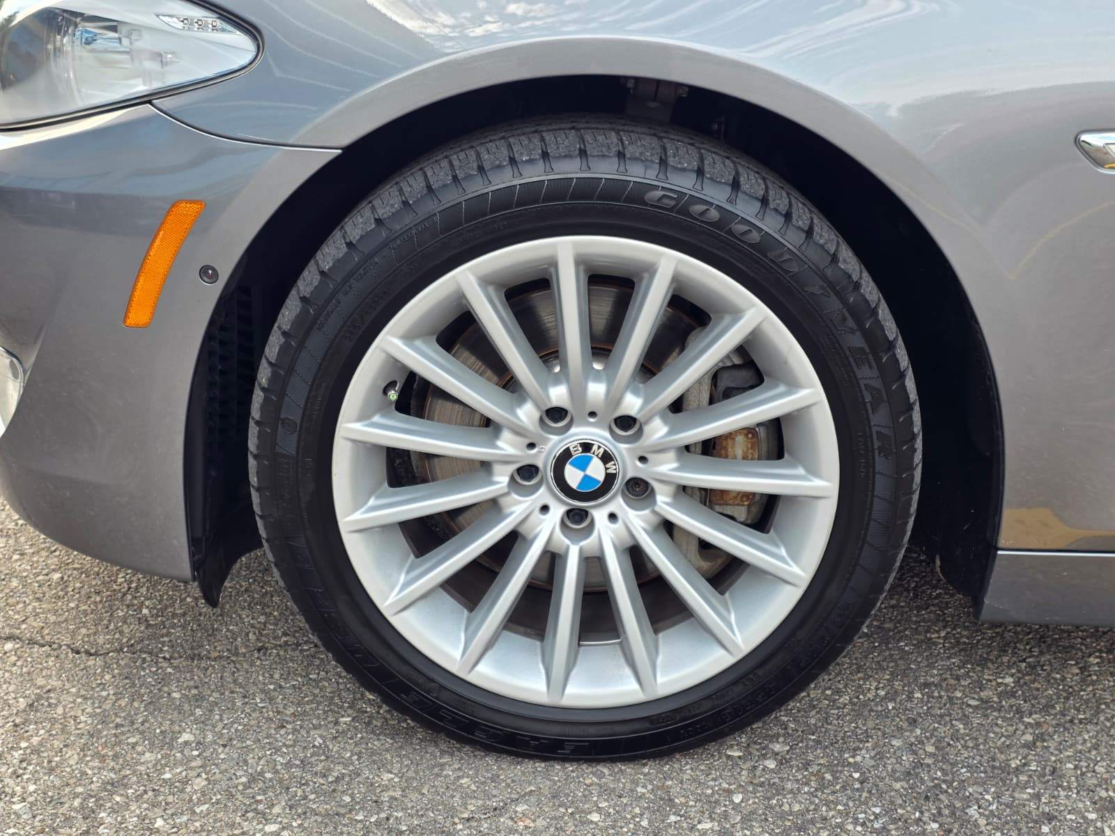 /akmautomotiveltd/2013-BMW-5-Series-18118147850365762.jpg