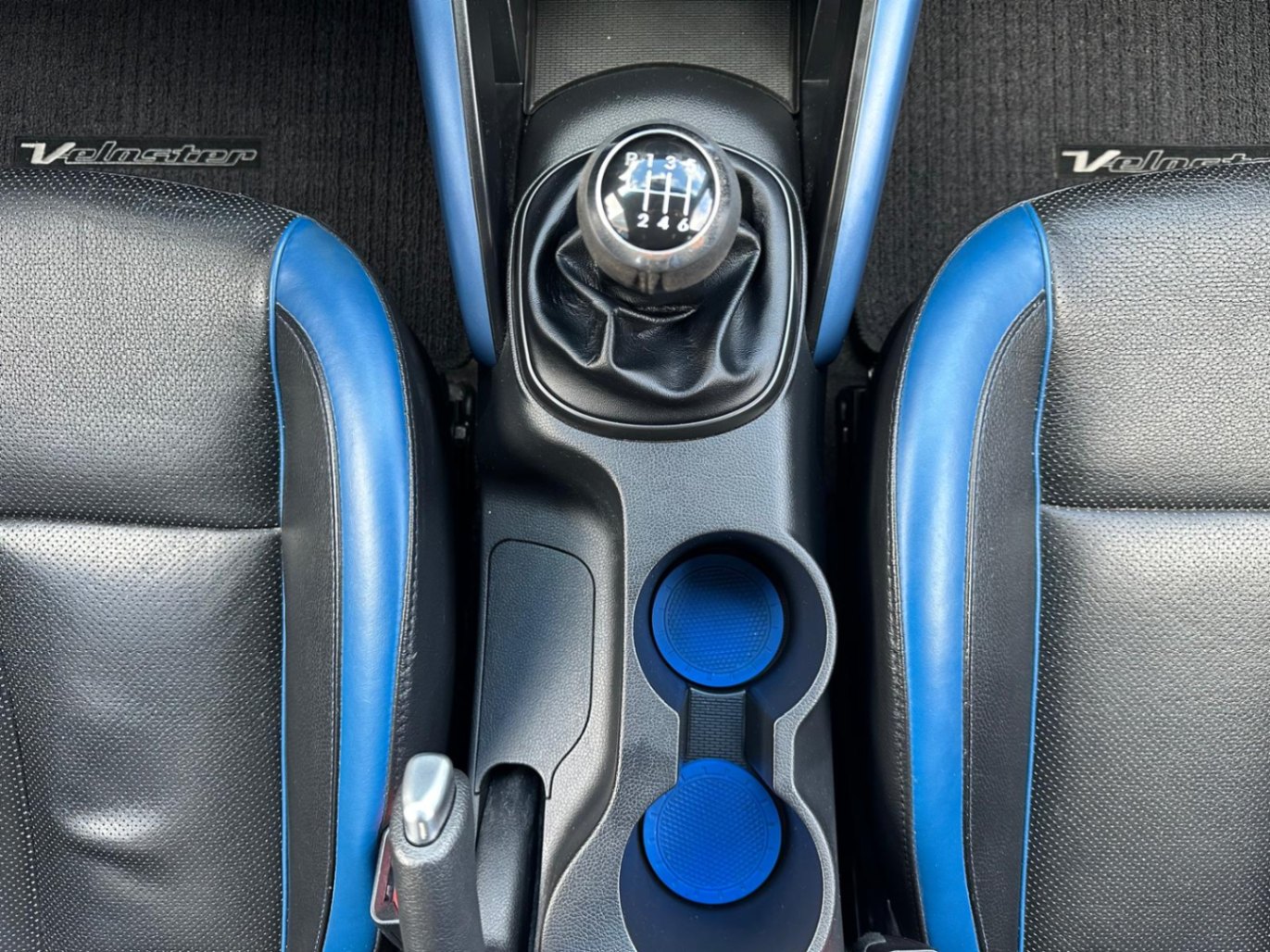 /akmautomotiveltd/2014-Hyundai-Veloster-7030286522681217.jpg