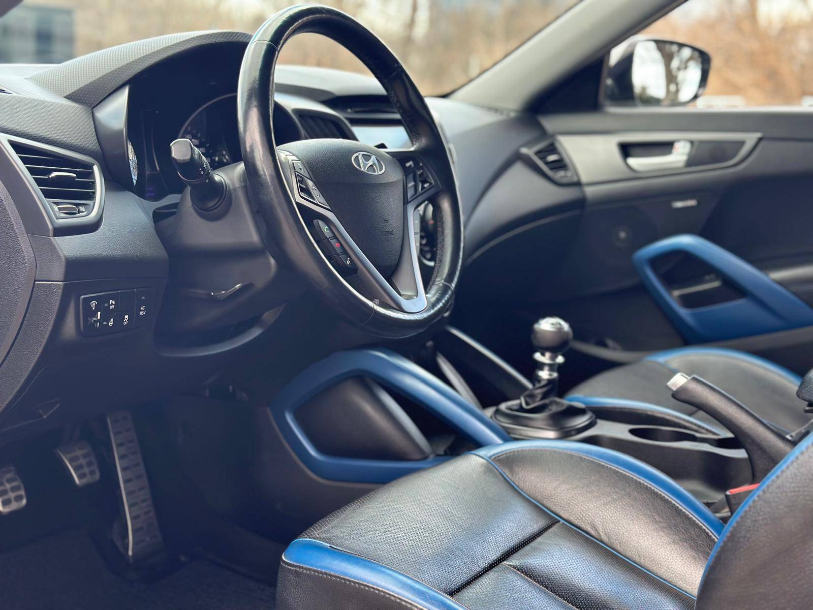 /akmautomotiveltd/2014-Hyundai-Veloster-8634024361882895.jpg