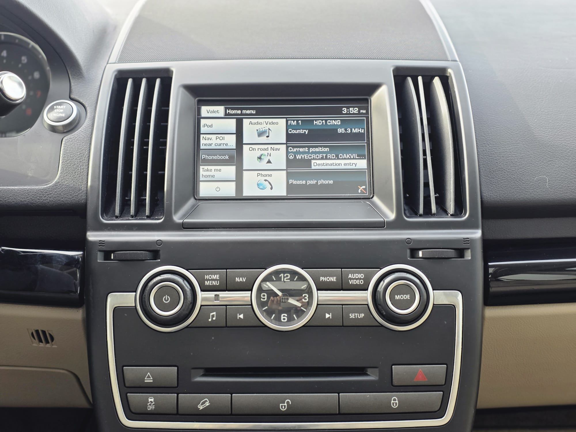 /akmautomotiveltd/2014-LandRover-LR2-12530148483621462.jpg