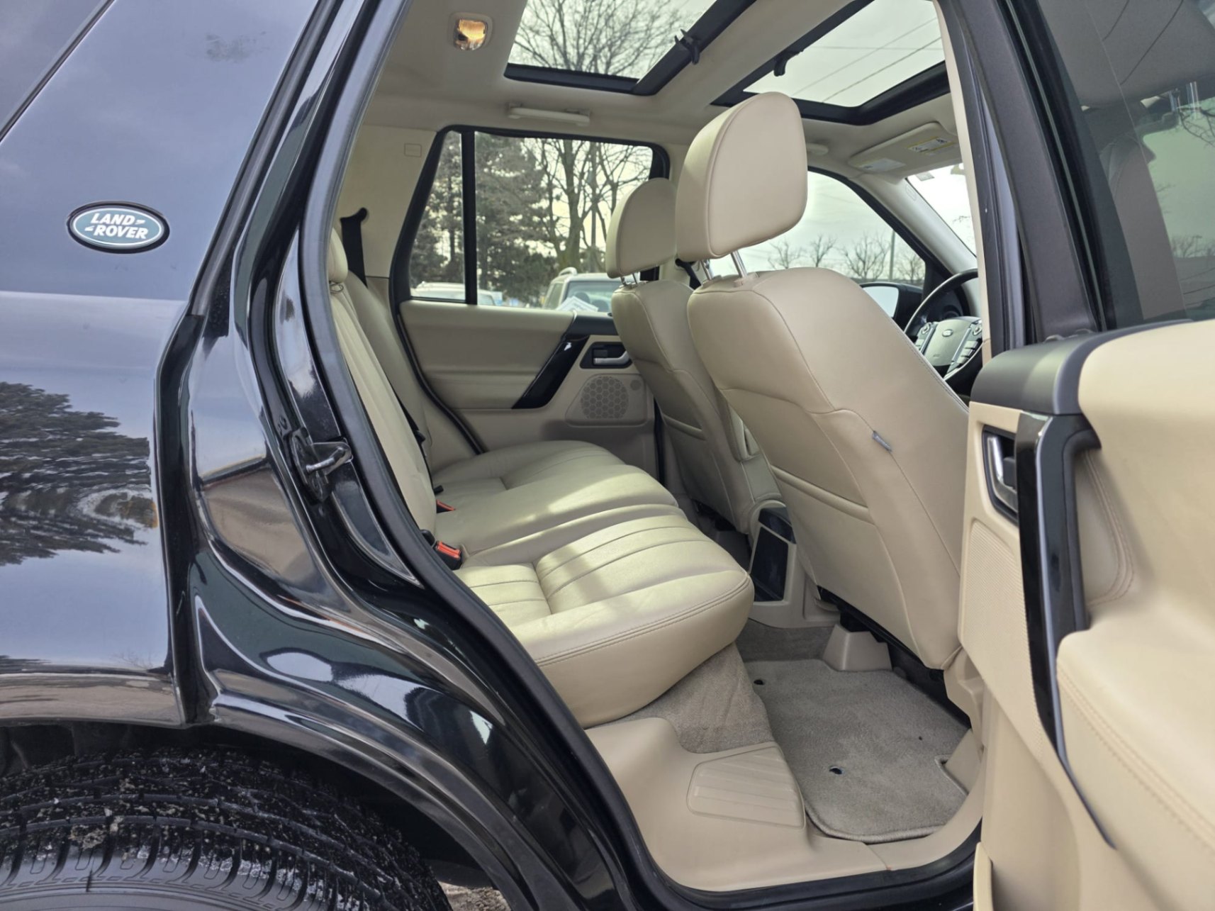 /akmautomotiveltd/2014-LandRover-LR2-5327971792784143.jpg