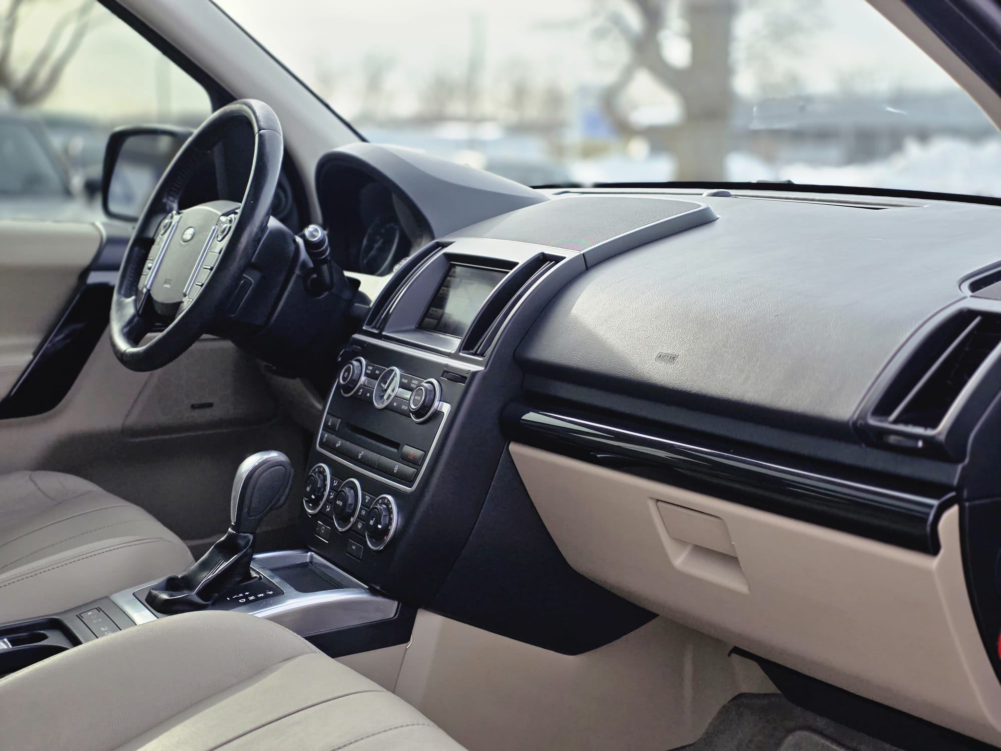/akmautomotiveltd/2014-LandRover-LR2-9740924594907616.jpg