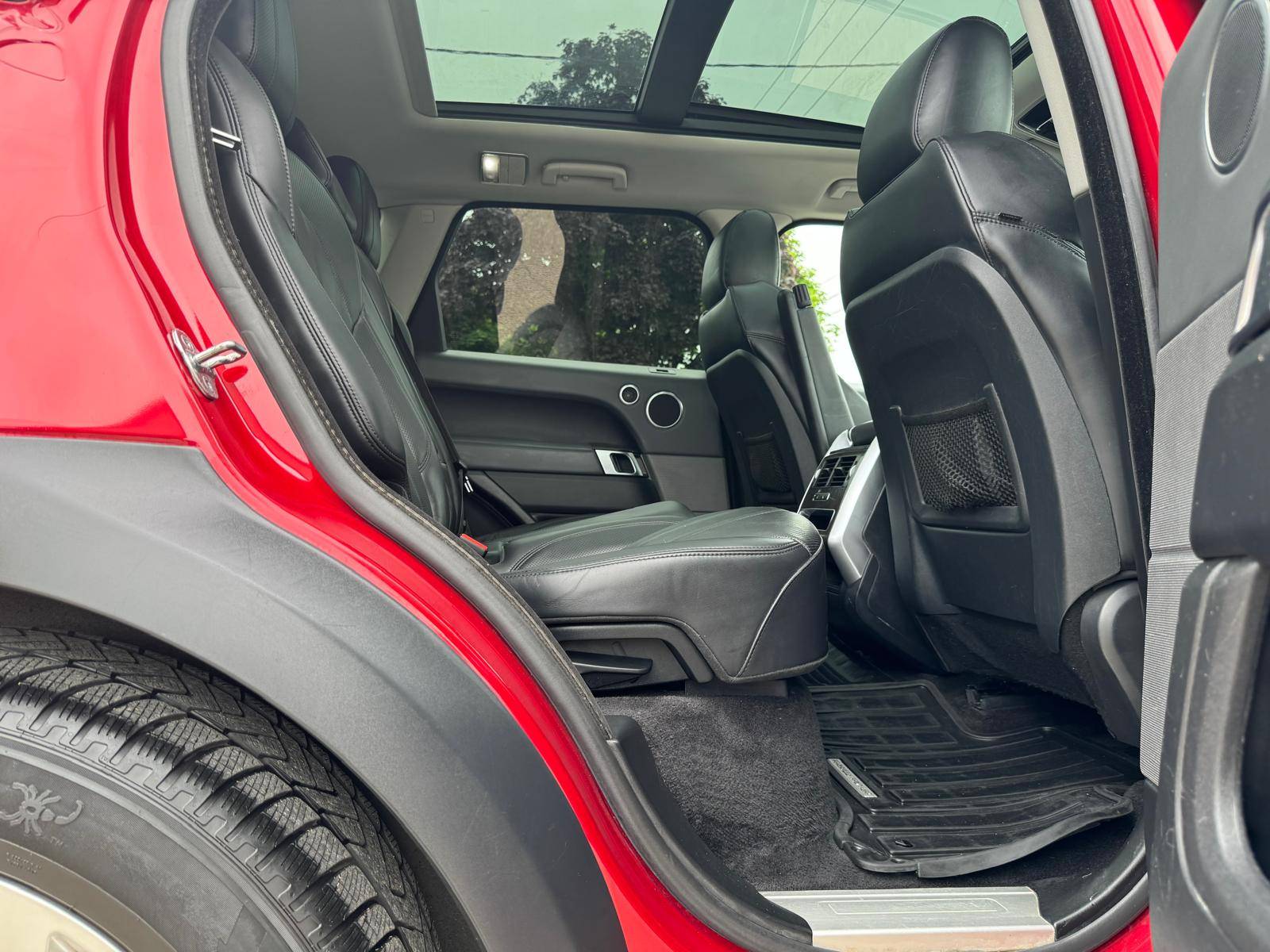 /akmautomotiveltd/2014-LandRover-RangeRover-20648052339257172.jpg