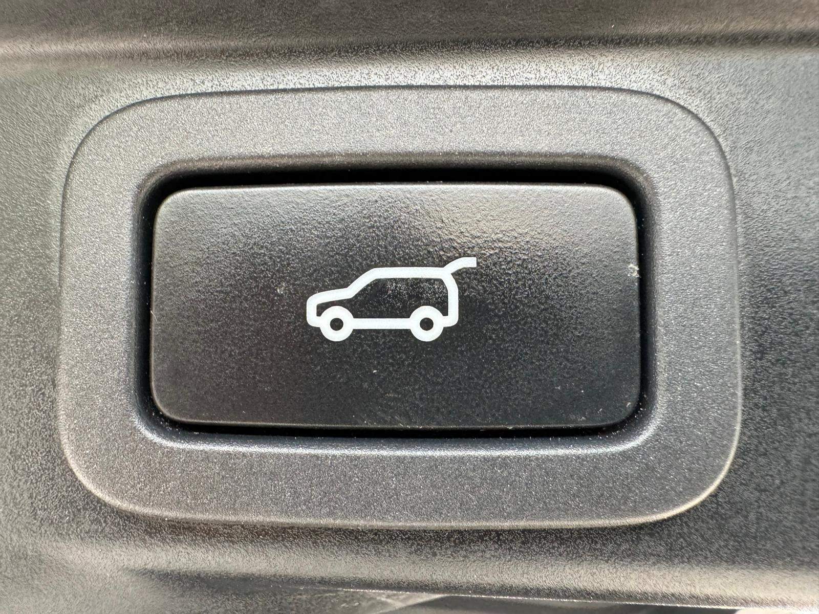 /akmautomotiveltd/2014-LandRover-RangeRover-6808561079814757.jpg