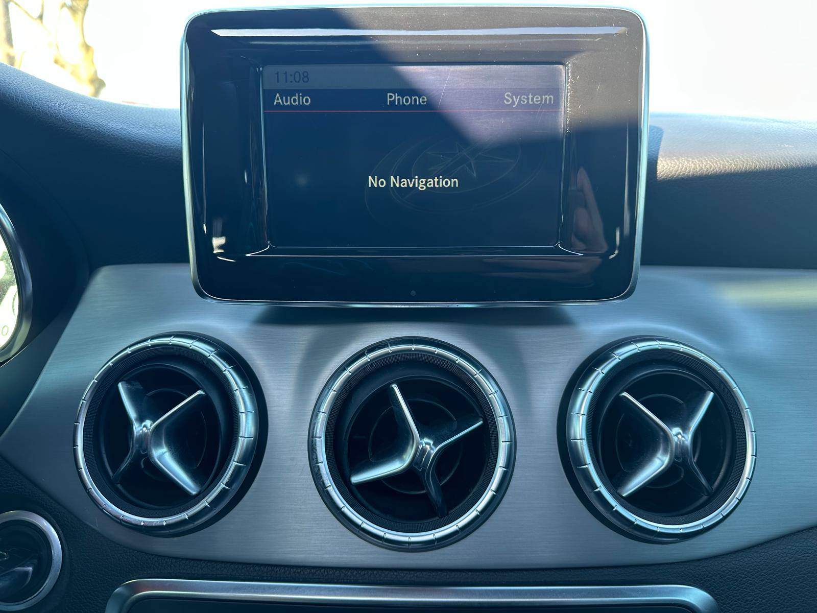 /akmautomotiveltd/2014-Mercedes-Benz-CLA-Class-051832051119972355.jpg