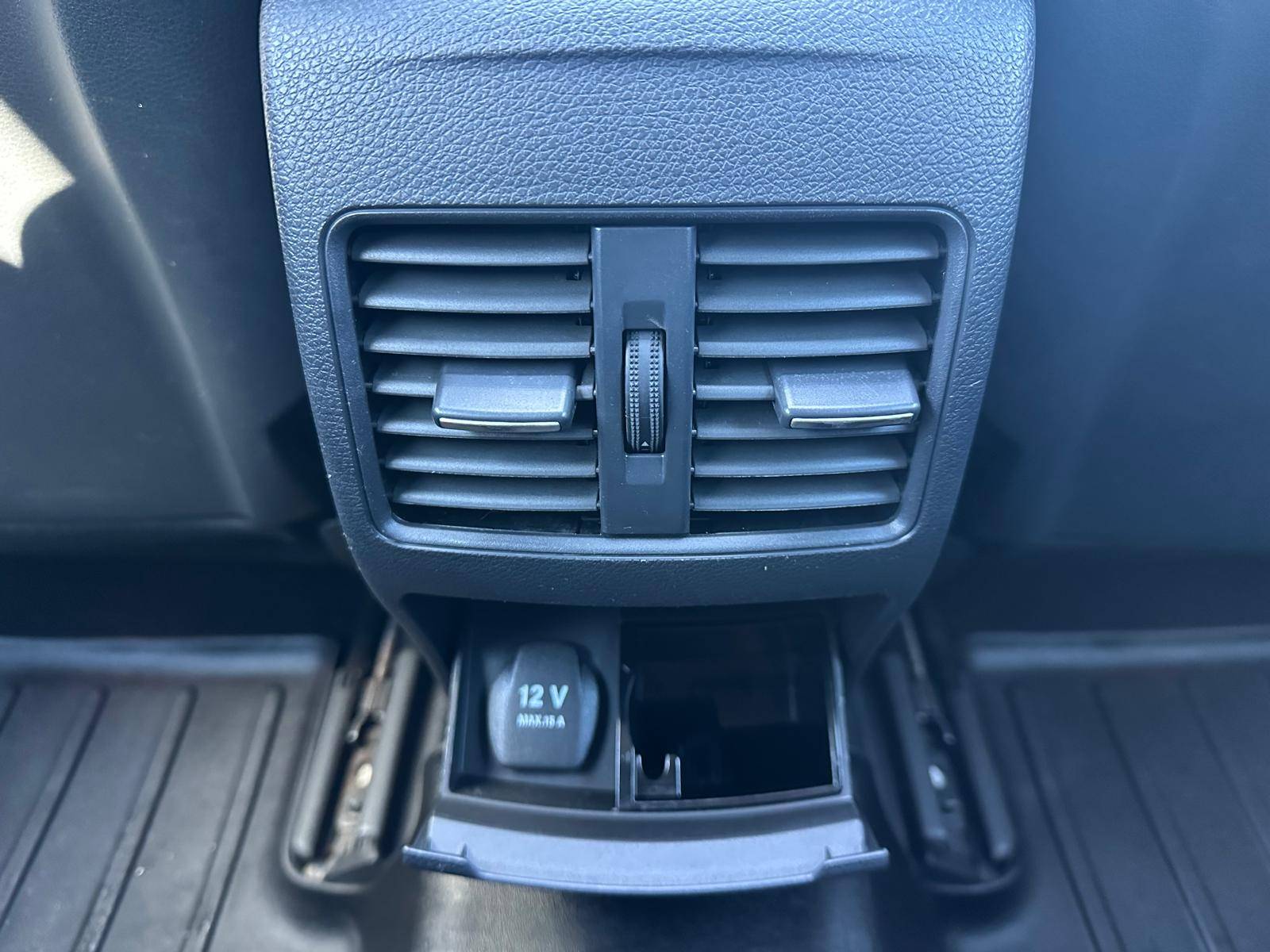 /akmautomotiveltd/2014-Mercedes-Benz-CLA-Class-69336640699955.jpg