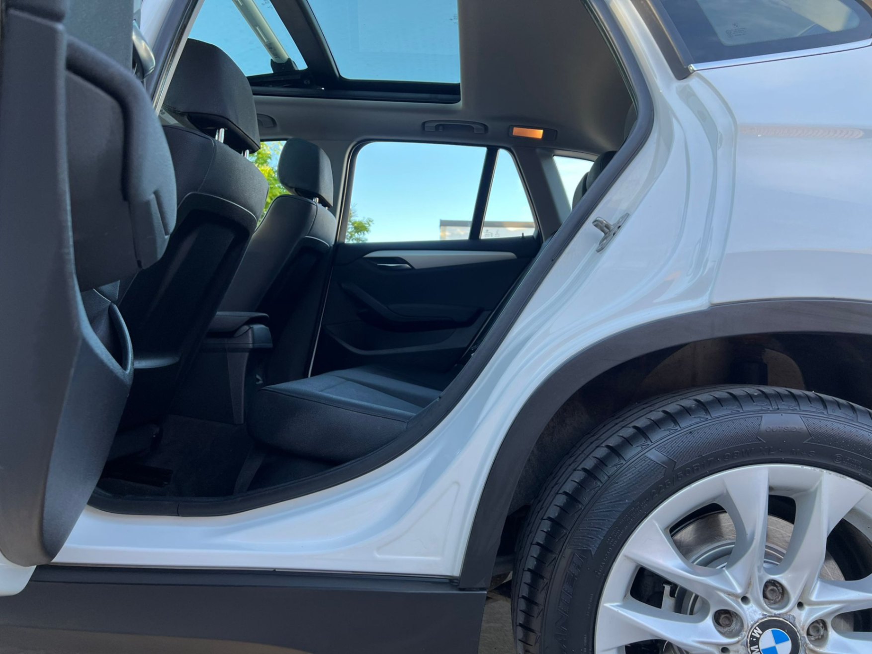 /akmautomotiveltd/2015-BMW-X1-3571928445862329.jpg