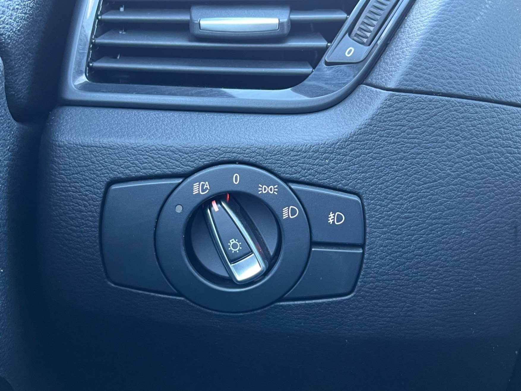 /akmautomotiveltd/2015-BMW-X1-7132090951572554.jpg