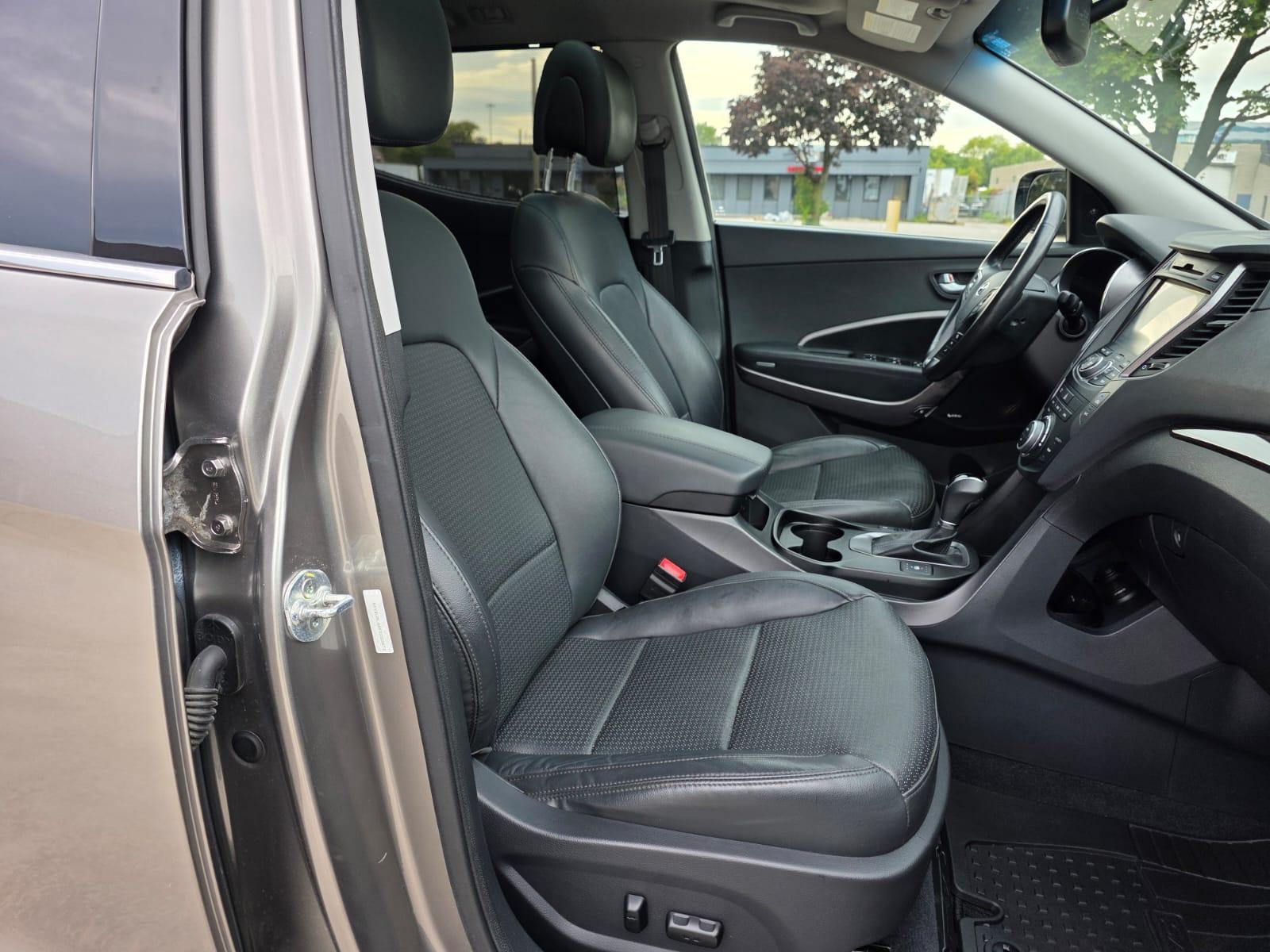 /akmautomotiveltd/2015-Hyundai-SantaFe-08609418569360372.jpg