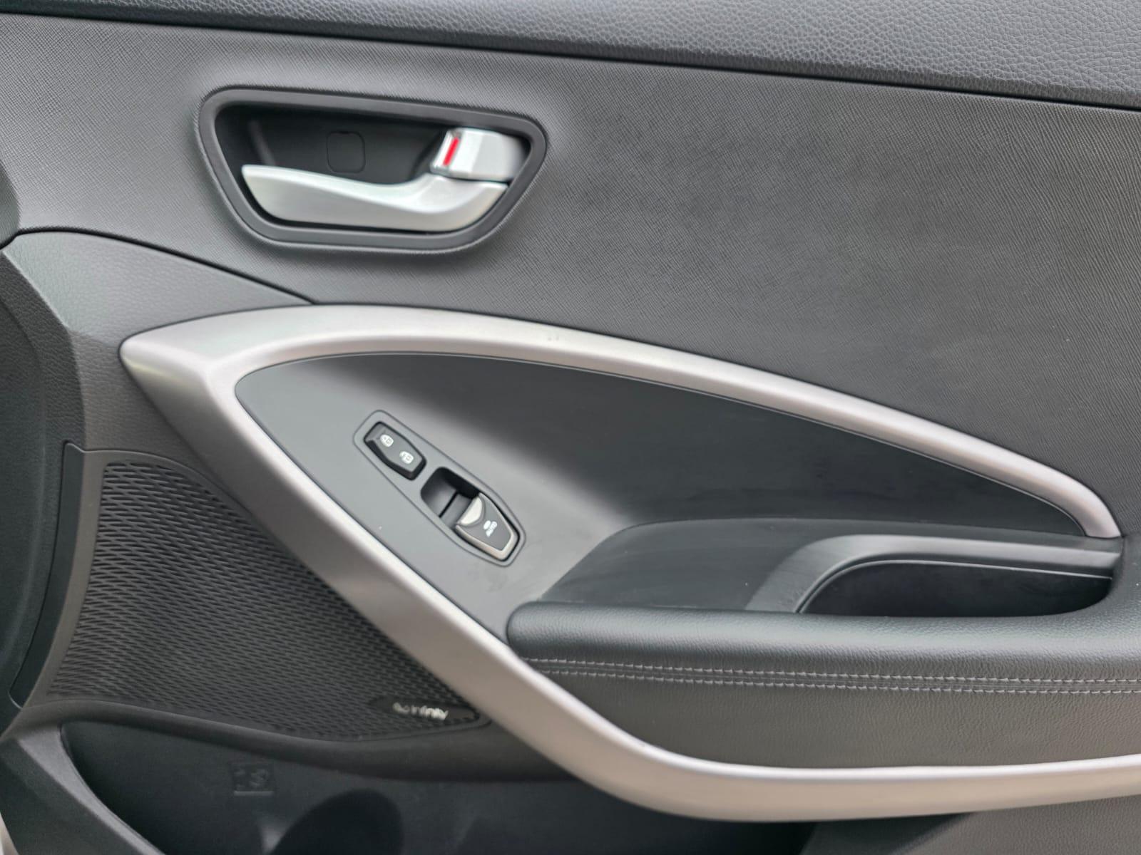 /akmautomotiveltd/2015-Hyundai-SantaFe-12966820871134344.jpg