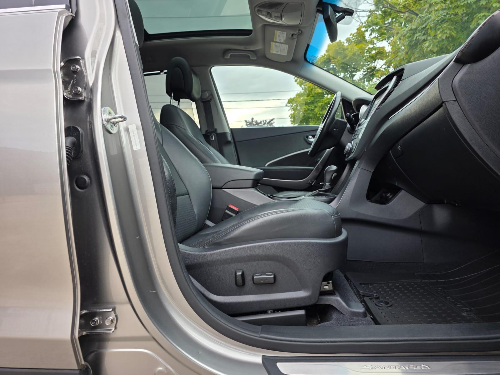 /akmautomotiveltd/2015-Hyundai-SantaFe-4093711866353047.jpg