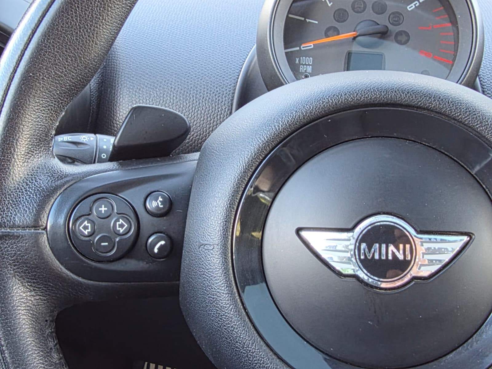 /akmautomotiveltd/2015-MINI-CooperCountryman-45189249567452294.jpg