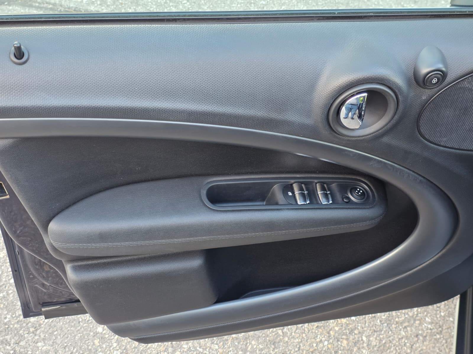 /akmautomotiveltd/2015-MINI-CooperCountryman-6797055292140581.jpg