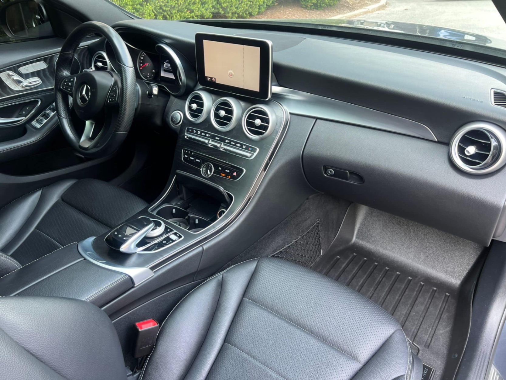/akmautomotiveltd/2015-Mercedes-Benz-C-Class-6745625401021327.jpg