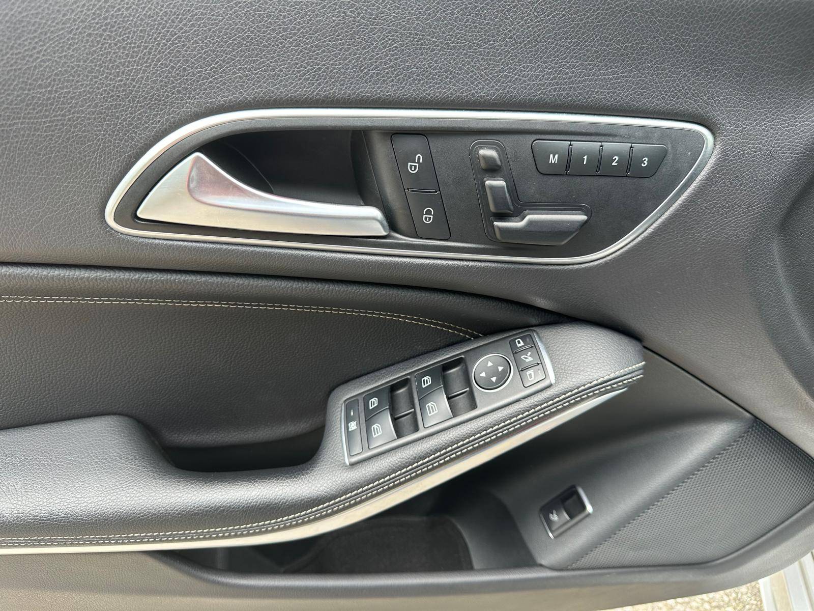 /akmautomotiveltd/2015-Mercedes-Benz-CLA-Class-9379939416348833.jpg