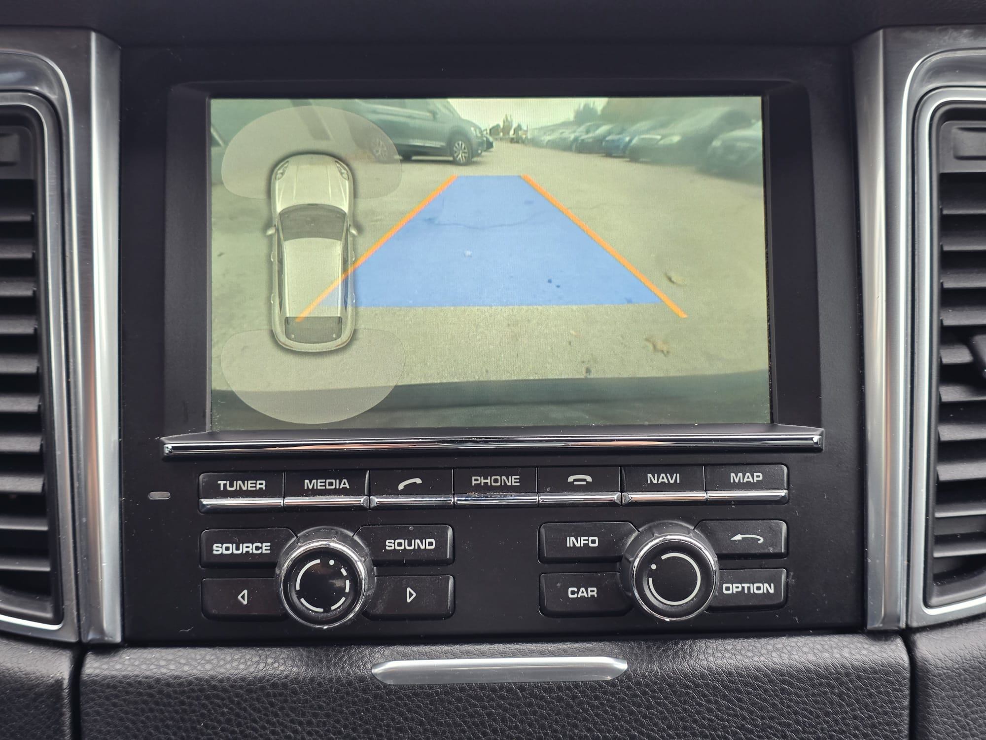 /akmautomotiveltd/2015-Porsche-Macan-3621402056296077.jpg