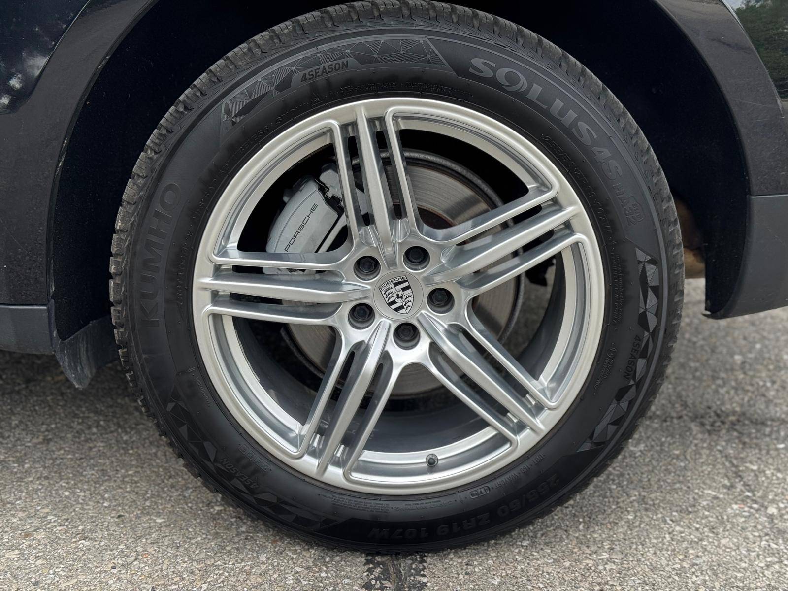 /akmautomotiveltd/2015-Porsche-Macan-787433040136847.jpg