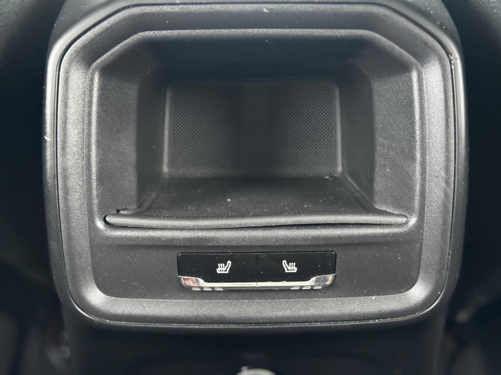 /akmautomotiveltd/2015-Porsche-Macan-996473463500344.jpg
