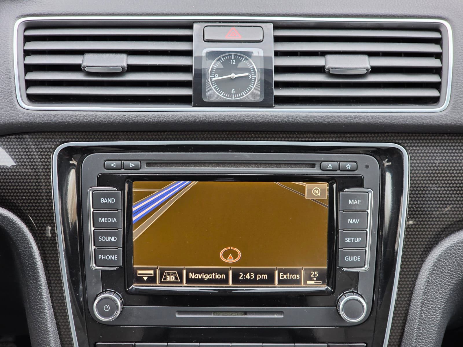 /akmautomotiveltd/2015-Volkswagen-Passat-6052993873266146.jpg