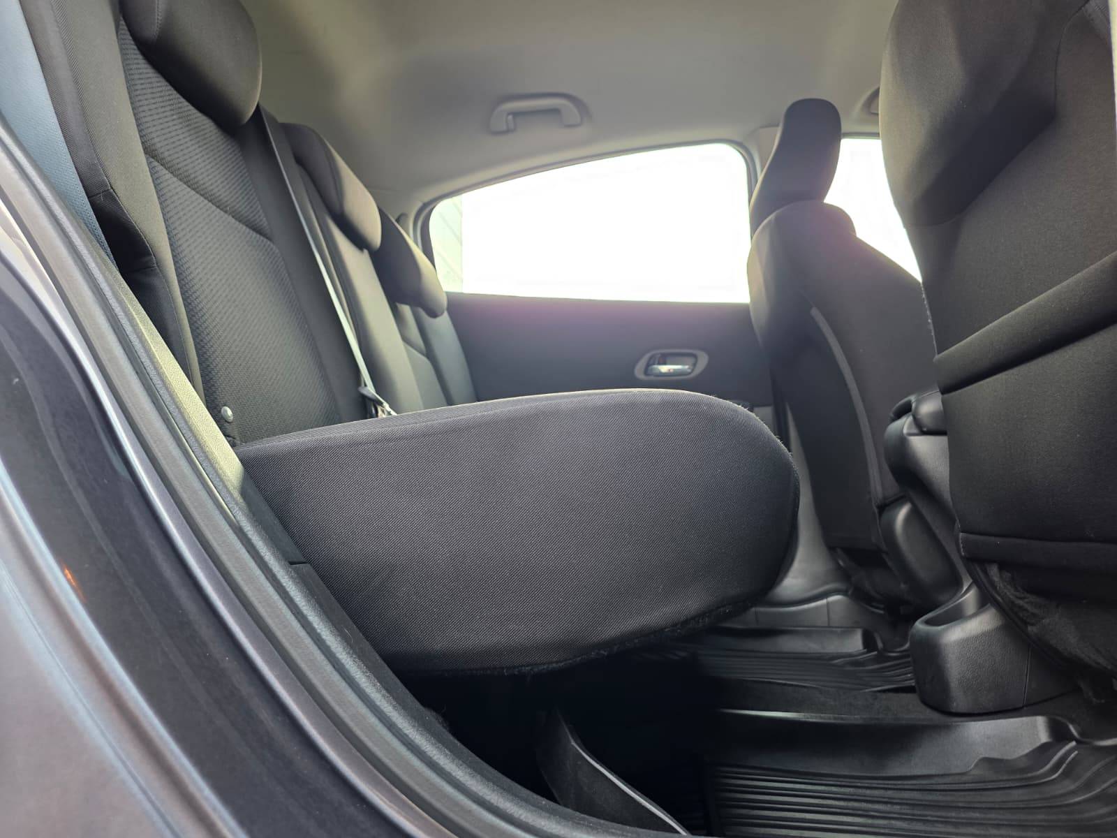 /akmautomotiveltd/2016-Honda-HR-V-7683877973578945.jpg
