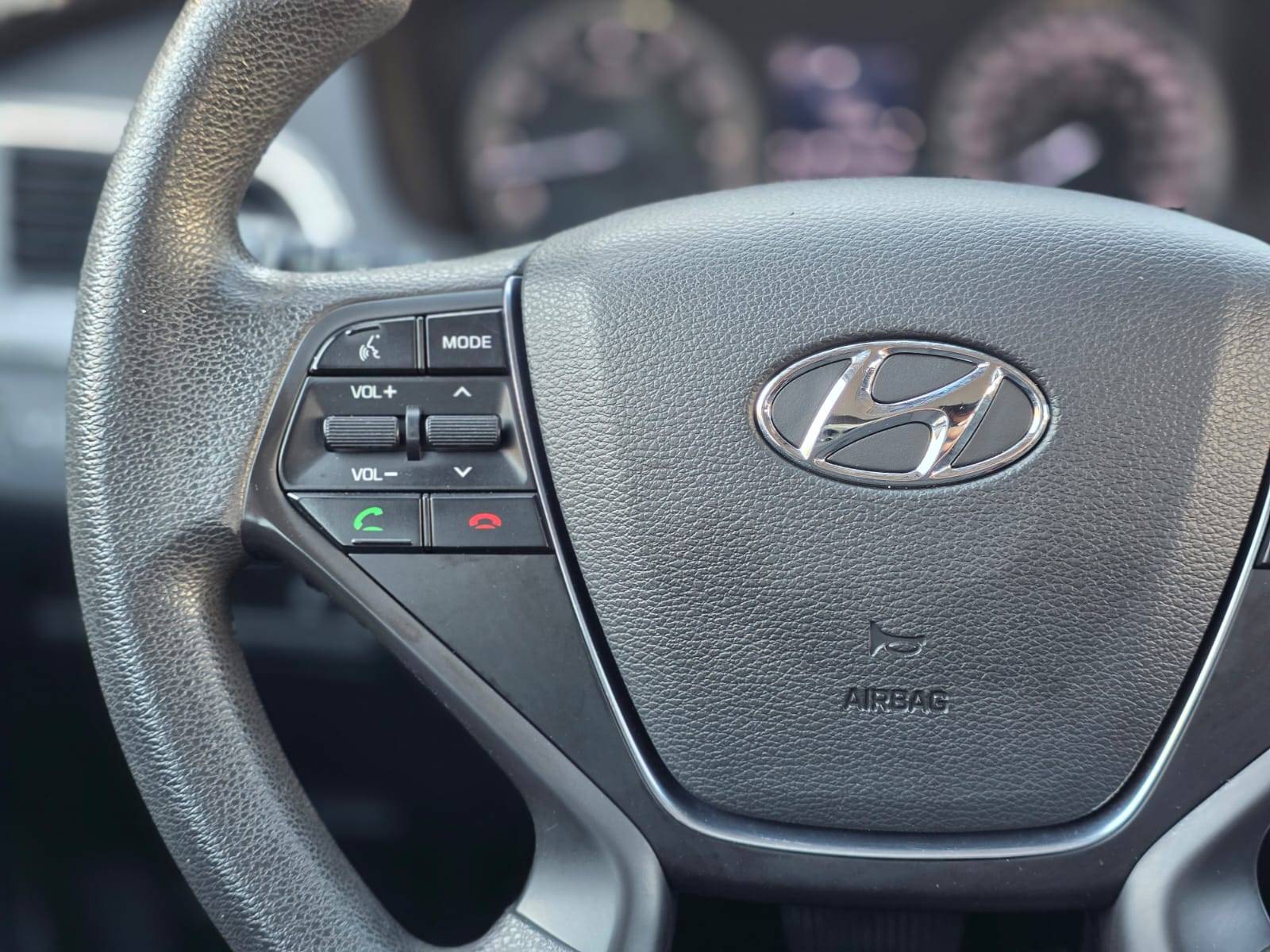 /akmautomotiveltd/2016-Hyundai-Sonata-40119640091732656.jpg