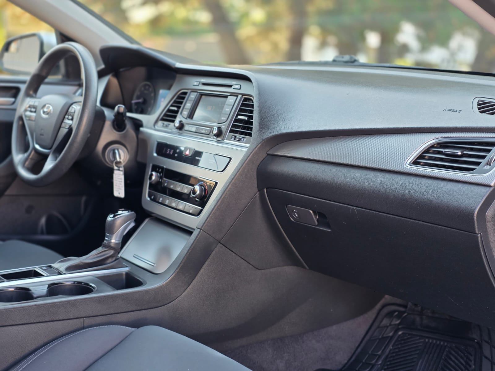 /akmautomotiveltd/2016-Hyundai-Sonata-6153202498467347.jpg