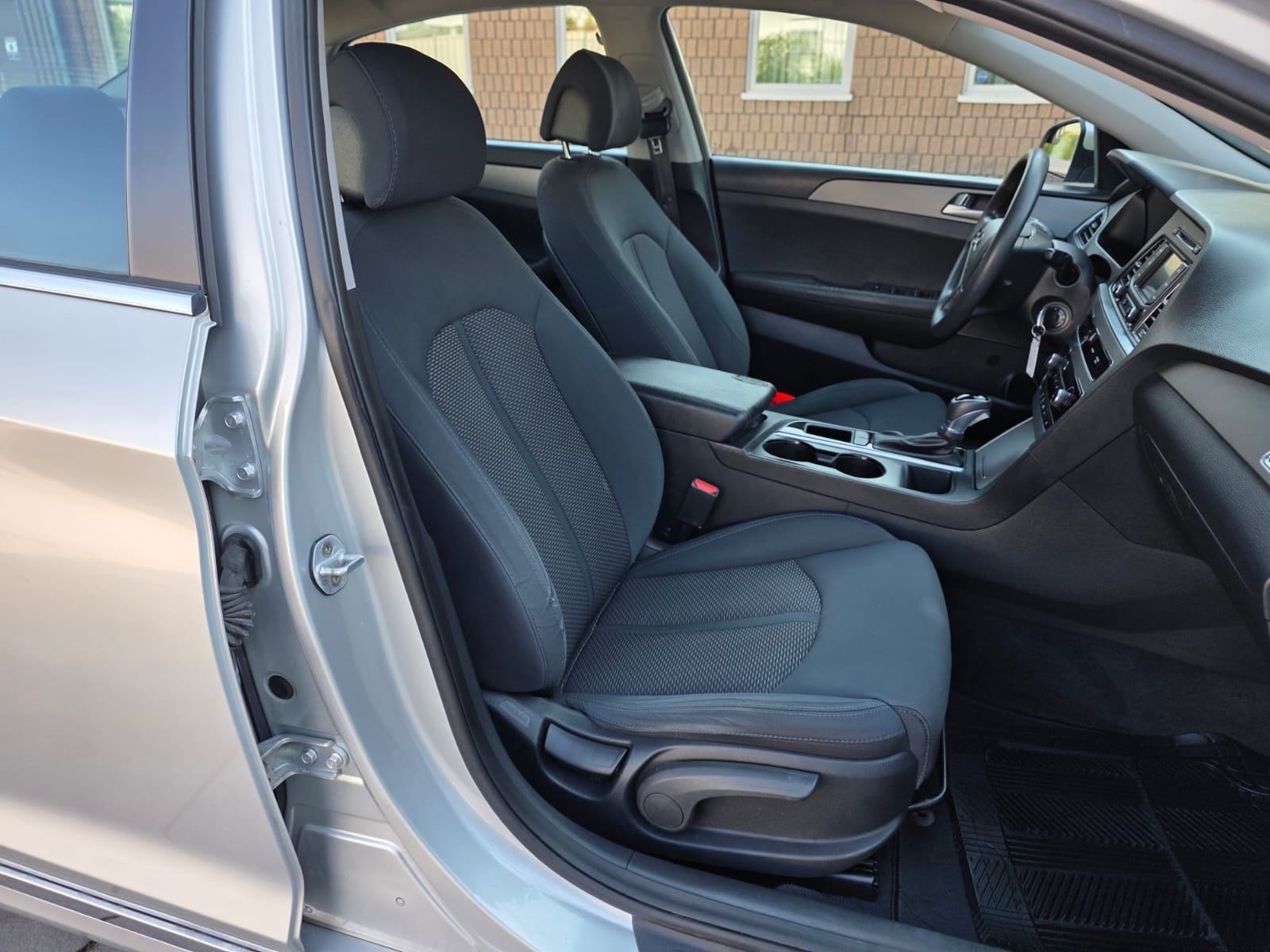/akmautomotiveltd/2016-Hyundai-Sonata-8211423798775757.jpg