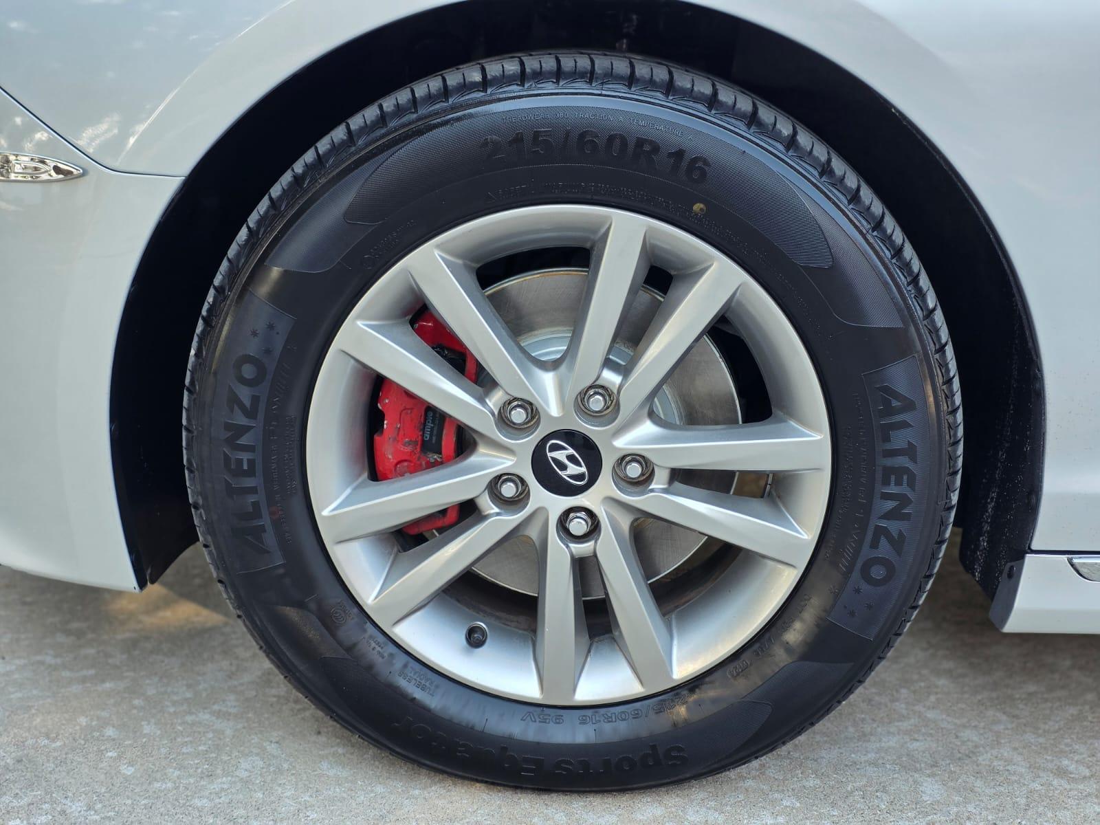 /akmautomotiveltd/2016-Hyundai-Sonata-8993255577733321.jpg