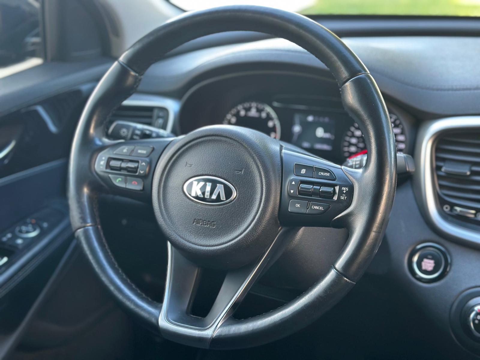 /akmautomotiveltd/2016-Kia-Sorento-011160632299602291.jpg
