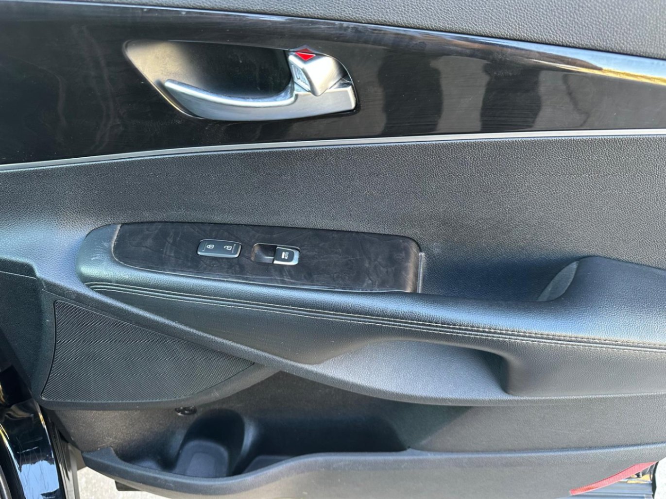 /akmautomotiveltd/2016-Kia-Sorento-0419165875227836.jpg