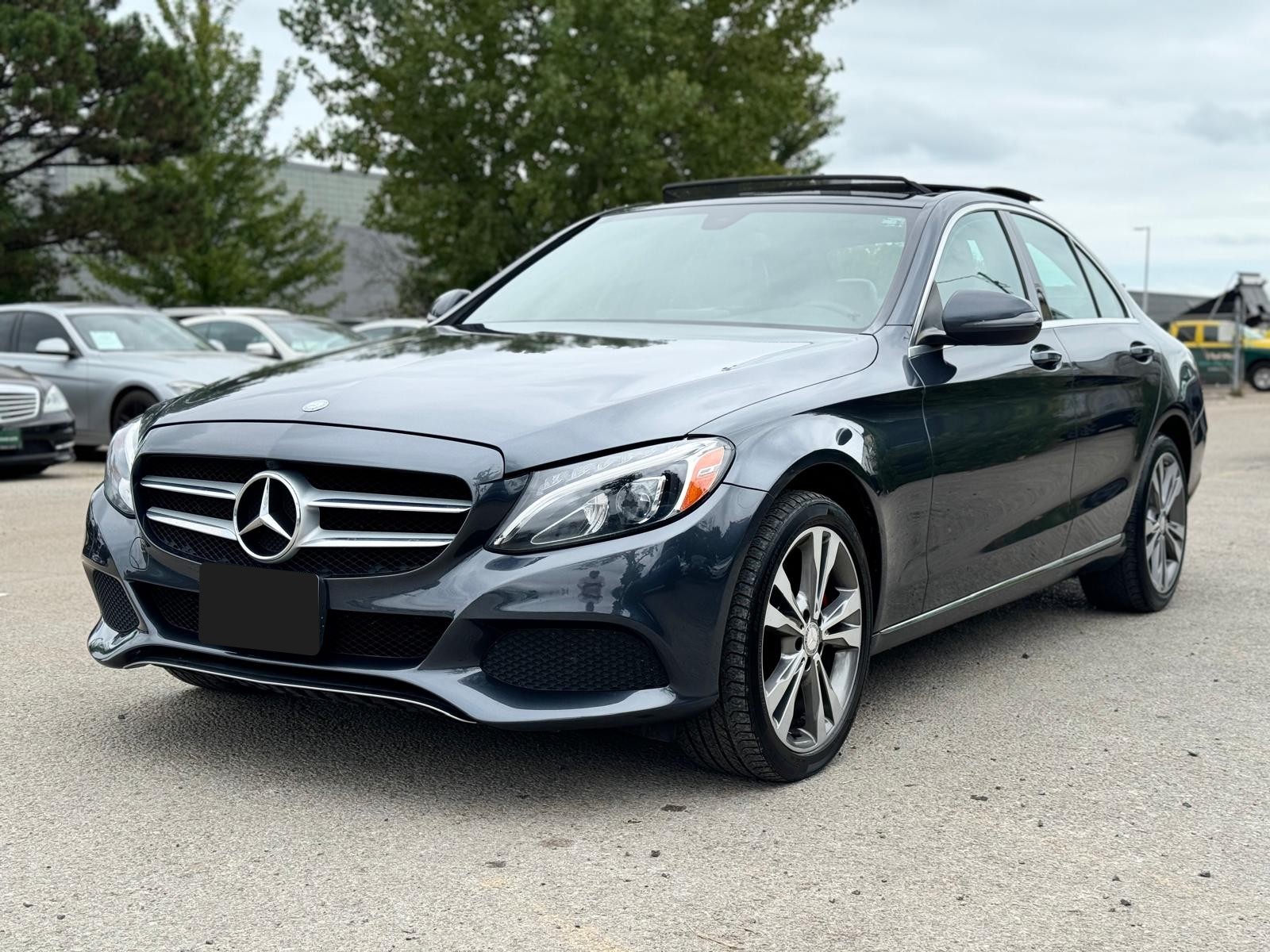 /akmautomotiveltd/2016-Mercedes-Benz-C-Class-36467950993961296.jpg