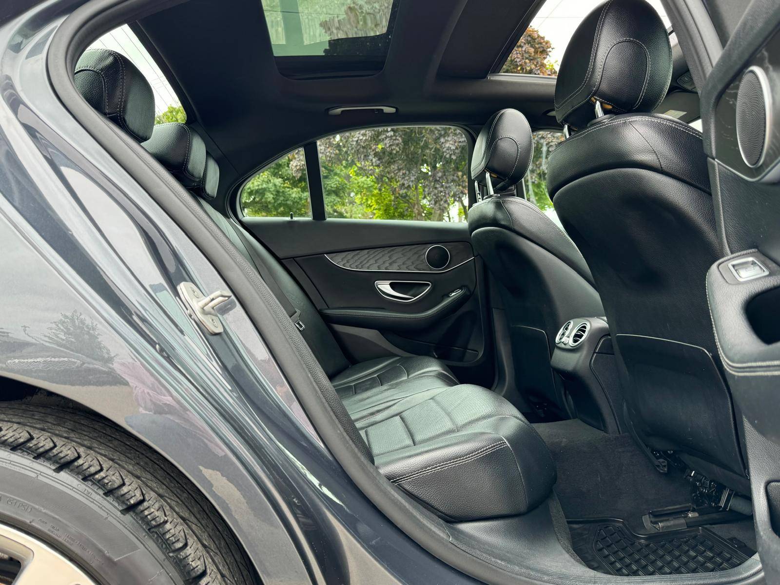 /akmautomotiveltd/2016-Mercedes-Benz-C-Class-7525231554380911.jpg
