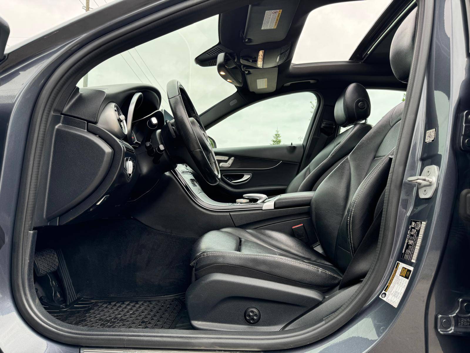 /akmautomotiveltd/2016-Mercedes-Benz-C-Class-9714835945841453.jpg
