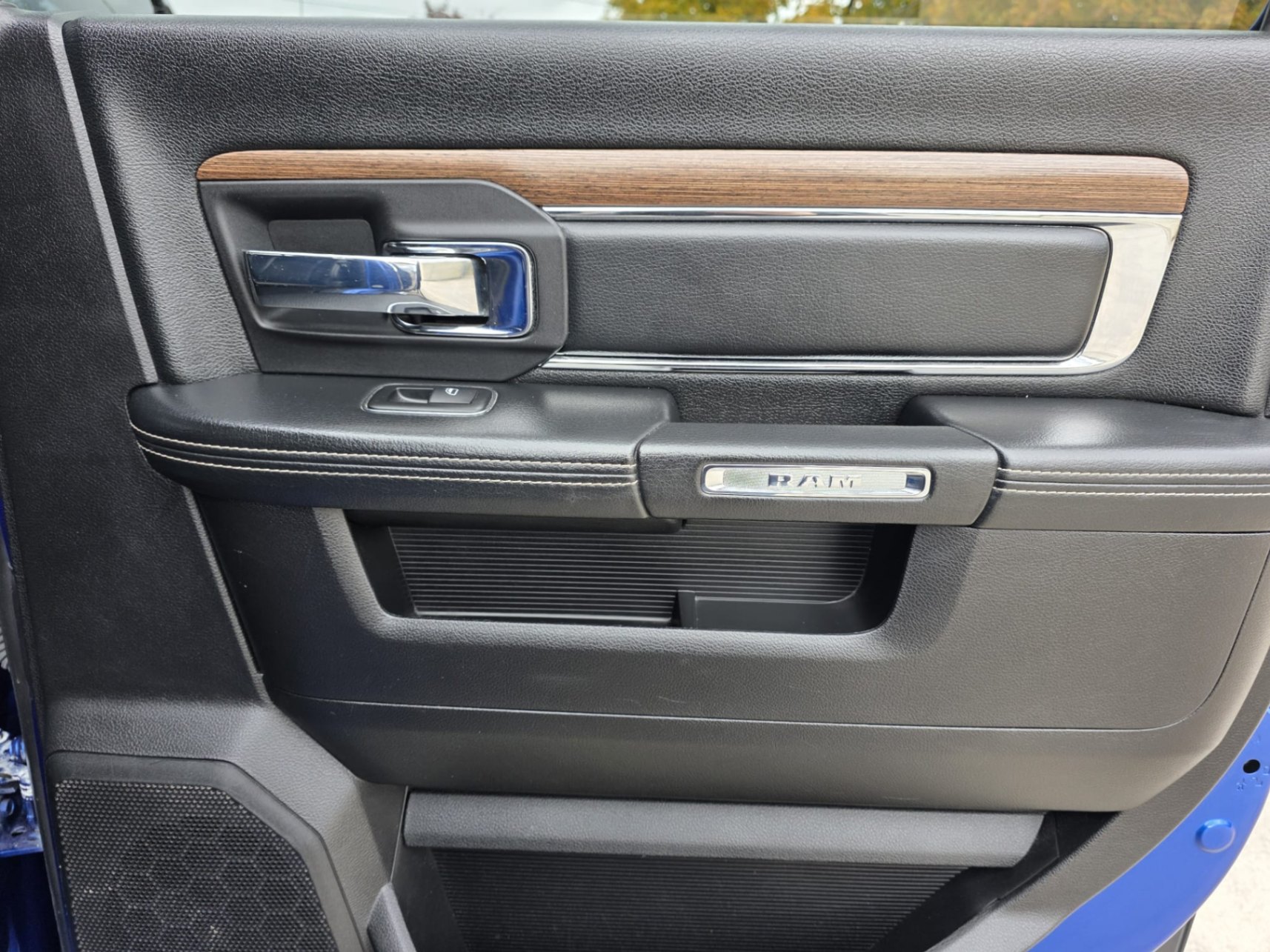 /akmautomotiveltd/2016-Ram-1500-10809043163361087.jpg